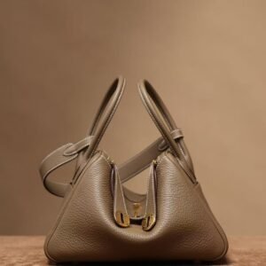 Lindy 26cm, Elephant Grey with Gold Hardware